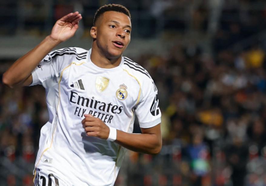 姆巴佩本赛季西甲前9轮进10球，皇马近70年仅4人做到